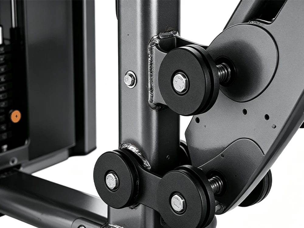 Pivot and weight stack detail on the QF-G814